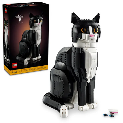 Tuxedo Cat LEGO 21349