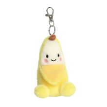 Gwen Banana Clip-On