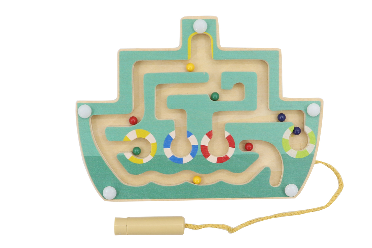 Magnetic Boat Labyrinth