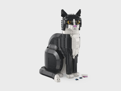 Tuxedo Cat LEGO 21349