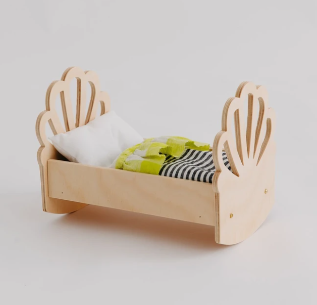 Shell Doll's Cradle